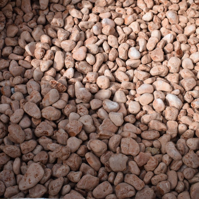 Rosso Verona Kalkstein - Zierkies - Körnung ca. 20/50 mm
in Big Bag verpackt

1 Big Bag ca. 0.9 Tonnen 

150.- CHF für kompl. Posten (inkl. MWST)
Abgeholt in Bern