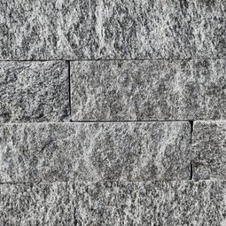 Gneis Lodrino (Schweiz)